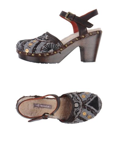 ZOOM A TROIS - Sandals