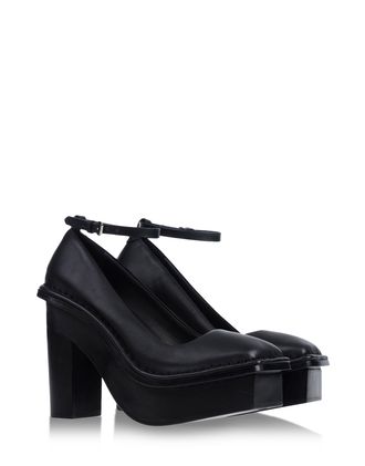 Closed toe - ACNE