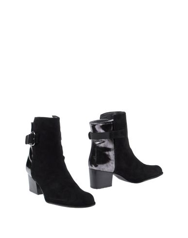 ZOOM STUART WEITZMAN - Ankle boots