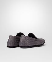 Bottega Veneta® CHAUSSON DE VILLE NEW LIGHT GREY EN CUIR DE VEAU FOULARD INTRECCIATO Bottega Veneta® CHAUSSON DE VILLE NEW LIGHT GREY EN CUIR DE VEAU FOULARD INTRECCIATO