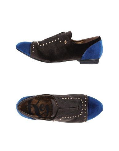 ZOOM REPLAY - Moccasins