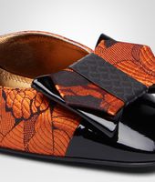 Bottega Veneta® NERO SUN CHRYSANTHEMUM SHANTUNG JACQUARD SANDAL Bottega Veneta® NERO SUN CHRYSANTHEMUM SHANTUNG JACQUARD SANDAL