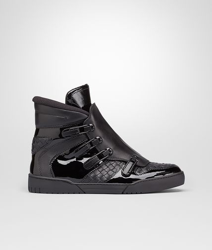 BOTTEGA VENETA - Nero Intrecciato Calf Vernis Sneaker