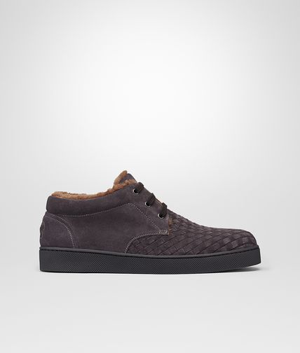 BOTTEGA VENETA - Medium Grey Intrecciato Suede Sneaker