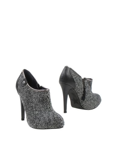 ZOOM REPLAY - Shoe boots