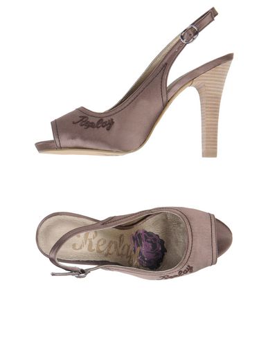 ZOOM REPLAY - Sandals