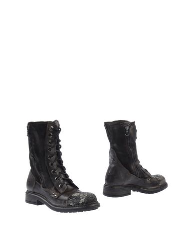 ZOOM W DABLIU - Ankle boots