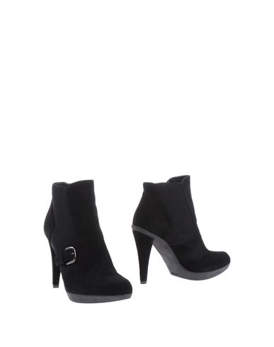 ZOOM STUART WEITZMAN - Ankle boots