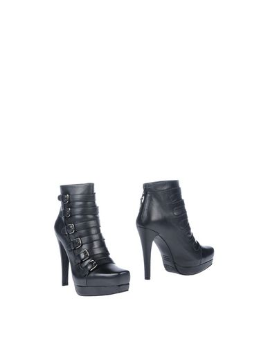 ZOOM STUART WEITZMAN - Ankle boots