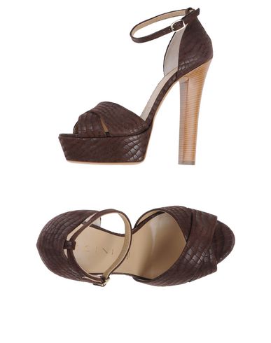 ZOOM VICINI - Sandals