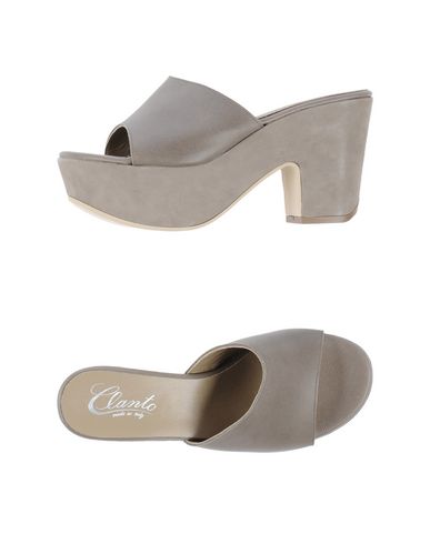 ZOOM CLANTO - Sandals
