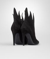 Bottega Veneta® ANKLE BOOT AUS WILDLEDER NERO Bottega Veneta® ANKLE BOOT AUS WILDLEDER NERO