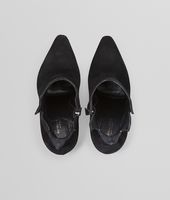 Bottega Veneta® ANKLE BOOT AUS WILDLEDER NERO Bottega Veneta® ANKLE BOOT AUS WILDLEDER NERO