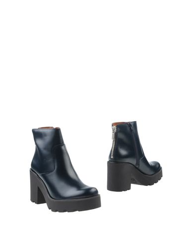 ZOOM 67 SIXTYSEVEN - Ankle boots