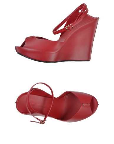 Сандалии  - Слоновая кость,Красно-коричневый цвет