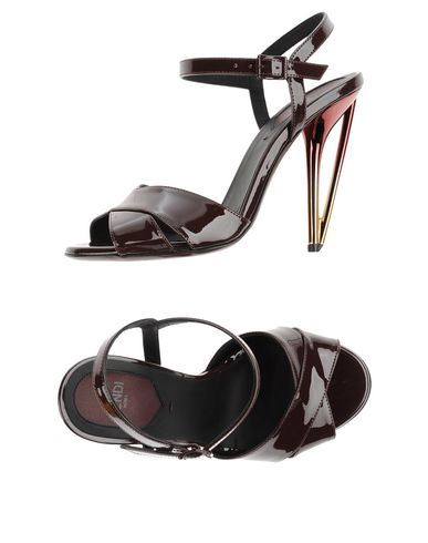Сандалии FENDI