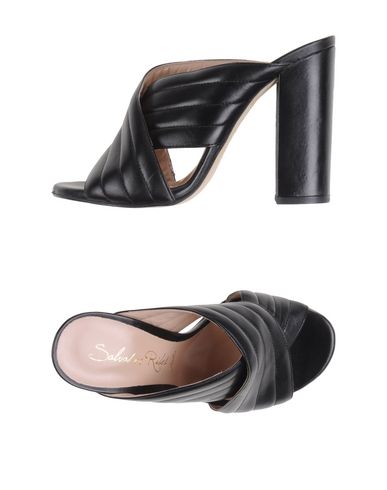 Сандалии  - Черный цвет