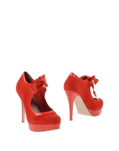 Ботинки  - Красный цвет