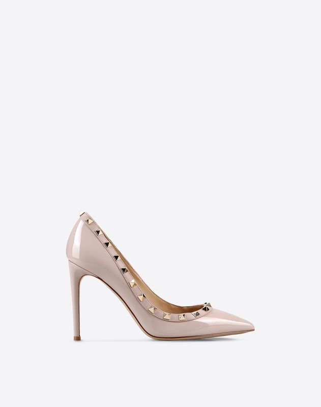 Studs<br>Varnished effect<br>Leather sole<br>Narrow toeline<br>Spike heel<br> Women 44978450QW