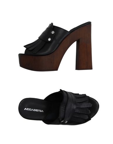 Сабо  - Черный цвет