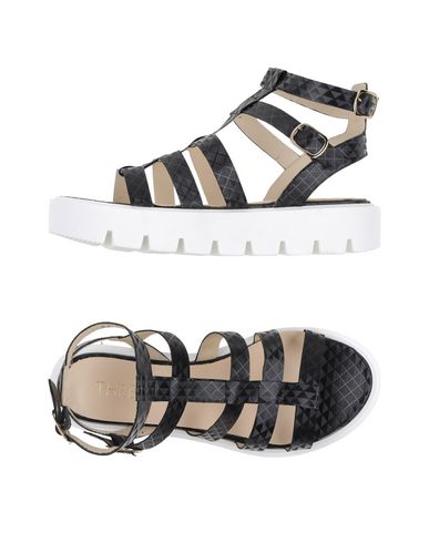 Сандалии  - Черный цвет