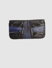 KAIA PETERKA - Clutches