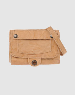 CORSIA - BORSE - Borse piccole in pelle - su YOOX.COM