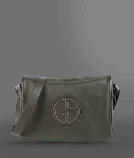 Messenger in tumbled calfskin