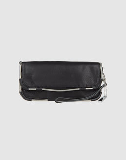 DKNY - BORSE - Borse medie in pelle - su YOOX.COM