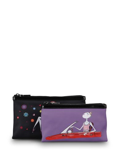 Moschino, Pochette