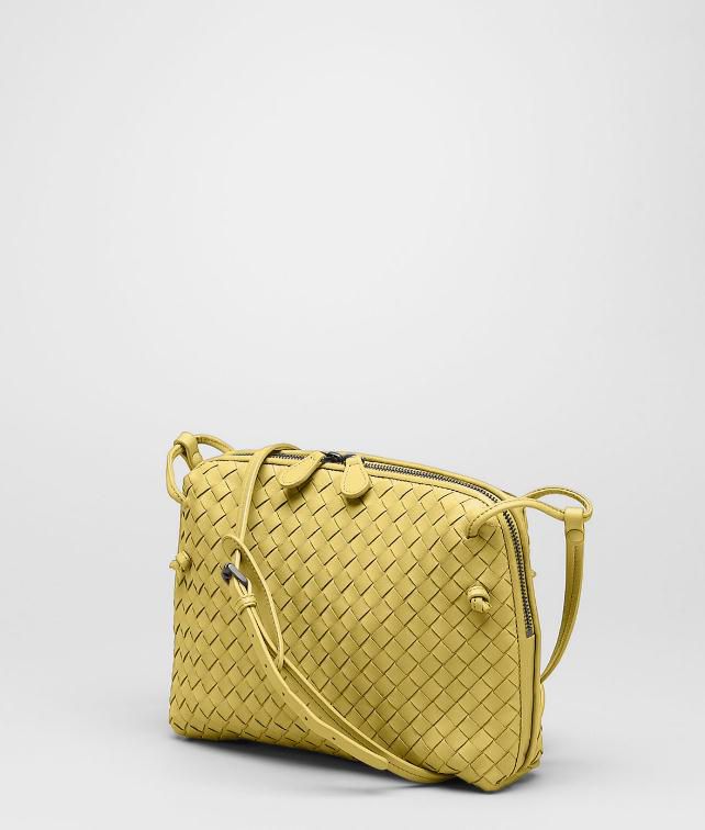 BOTTEGA VENETA MESSENGER BAG IN NERO INTRECCIATO NAPPA Crossbody bag D fp