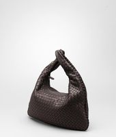Bottega Veneta® Veneta aus Nappaleder Intrecciato Nero Bottega Veneta® Veneta aus Nappaleder Intrecciato Nero