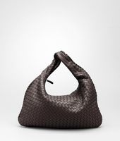 Bottega Veneta® Veneta aus Nappaleder Intrecciato Nero Bottega Veneta® Veneta aus Nappaleder Intrecciato Nero