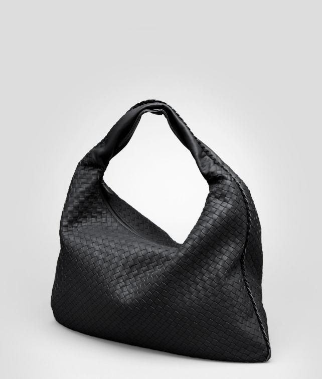 BOTTEGA VENETA Intrecciato Nappa Maxi Veneta Shoulder or hobo bag D fp