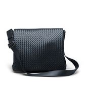 Bottega Veneta® Intrecciato VN Cross Body Messenger Bottega Veneta® Intrecciato VN Cross Body Messenger