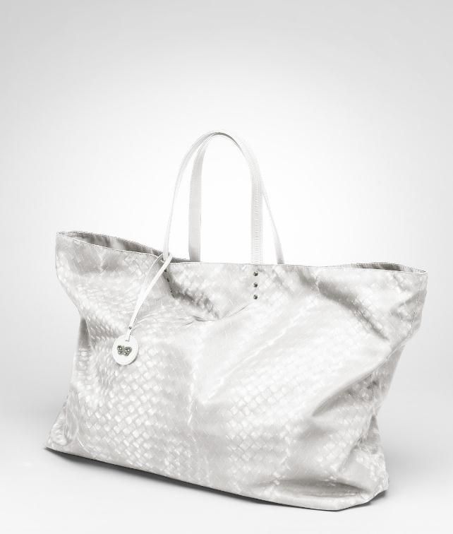 BOTTEGA VENETA Intrecciolusion Maxi Tote Tote Bag D fp