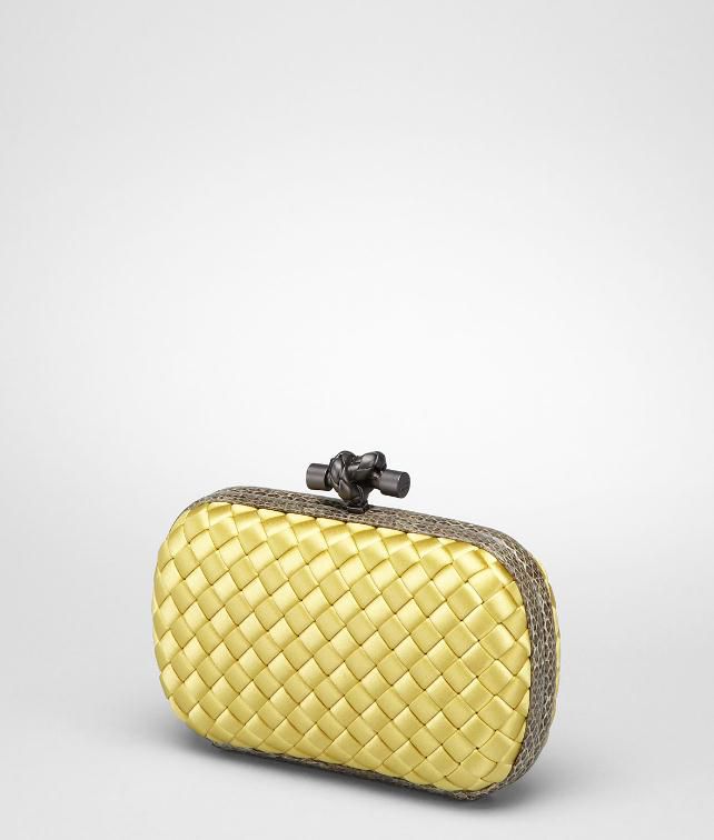 BOTTEGA VENETA Intreccio Impero Ayers Knot Clutch D fp