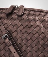 Bottega Veneta® Umhängetasche aus Nappaleder Intrecciato Bottega Veneta® Umhängetasche aus Nappaleder Intrecciato