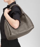 Bottega Veneta® Parachute Tasche aus Nappaleder Intrecciato Bottega Veneta® Parachute Tasche aus Nappaleder Intrecciato