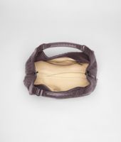 Bottega Veneta® Campana Tasche aus Nappaleder Intrecciato Quetsche Bottega Veneta® Campana Tasche aus Nappaleder Intrecciato Quetsche