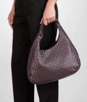 Bottega Veneta® Campana Tasche aus Nappaleder Intrecciato Quetsche Bottega Veneta® Campana Tasche aus Nappaleder Intrecciato Quetsche