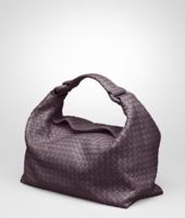 Bottega Veneta® Sloane Tasche aus leichtem Kalbsleder Intrecciato Quetsche Bottega Veneta® Sloane Tasche aus leichtem Kalbsleder Intrecciato Quetsche