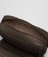 Bottega Veneta® Kleine Messenger-Tasche aus Nappaleder Intrecciato Edoardo Bottega Veneta® Kleine Messenger-Tasche aus Nappaleder Intrecciato Edoardo
