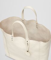 Bottega Veneta® Tote Bag mit Intrecciomirage Antique Bottega Veneta® Tote Bag mit Intrecciomirage Antique