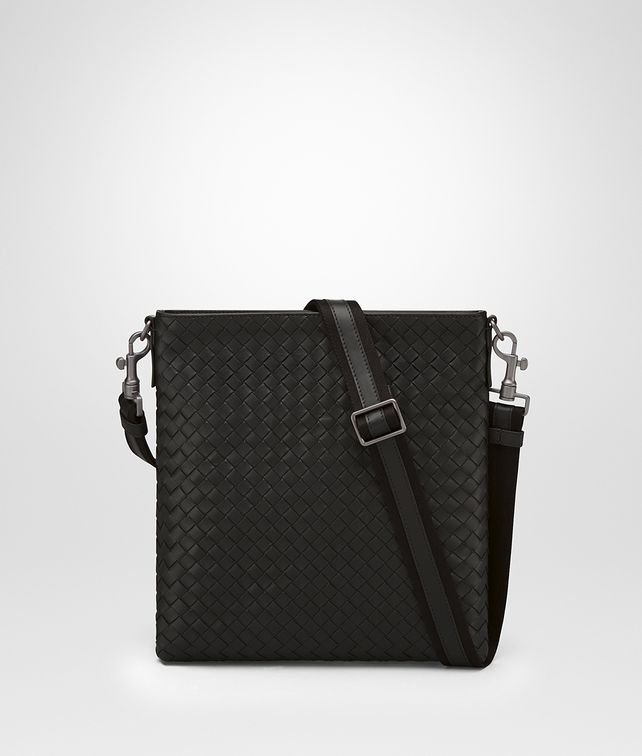 BOTTEGA VENETA SMALL MESSENGER BAG IN NERO INTRECCIATO VN Messenger Bag U fp