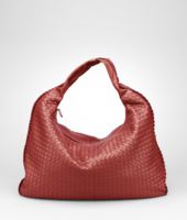Bottega Veneta® Brique Intrecciato Nappa Maxi Veneta Bottega Veneta® Brique Intrecciato Nappa Maxi Veneta