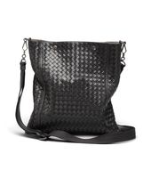 Bottega Veneta® Cross Body Bag aus VN-Leder Intrecciato Nero Bottega Veneta® Cross Body Bag aus VN-Leder Intrecciato Nero