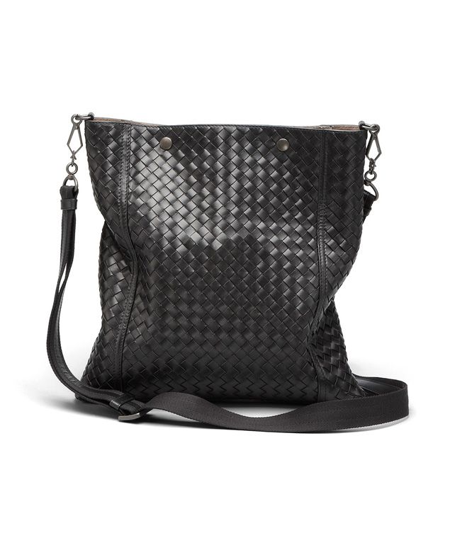 BOTTEGA VENETA MESSENGER-TASCHE AUS INTRECCIATO VN IN NERO Umhängetasche D fp