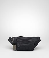 Bottega Veneta® Gürteltasche aus leichtem Kalbsleder Intrecciato Nero Bottega Veneta® Gürteltasche aus leichtem Kalbsleder Intrecciato Nero