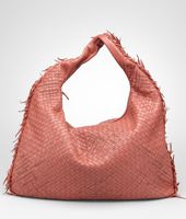Bottega Veneta® Intrecciato Profondo Maxi Veneta Bottega Veneta® Intrecciato Profondo Maxi Veneta